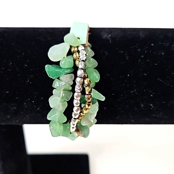 Green Leather & Stone Stretch Bracelet - Picture 1 of 4